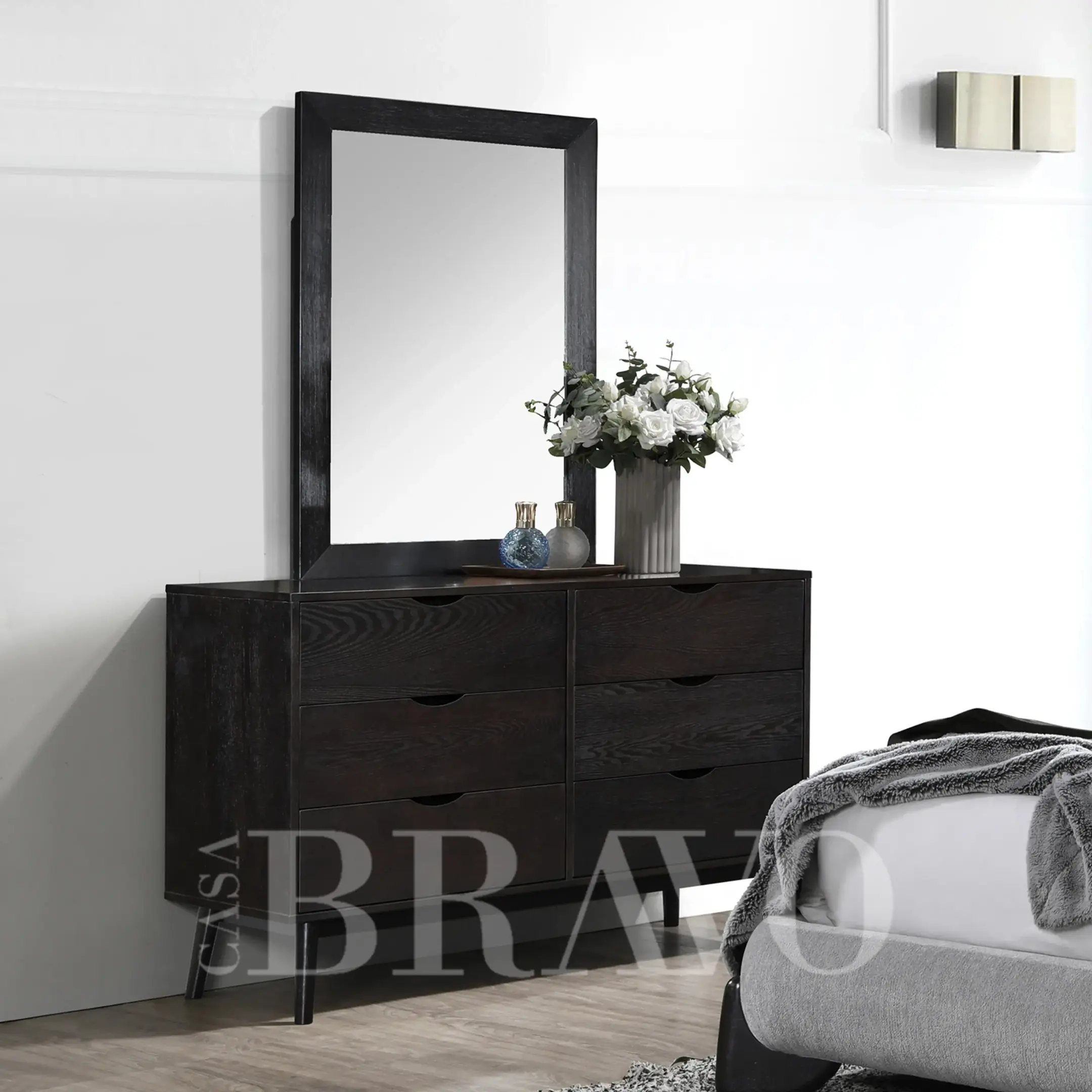 Tall chest of drawers with five drawers - a simple, modern tall chest of drawers for the bedroom