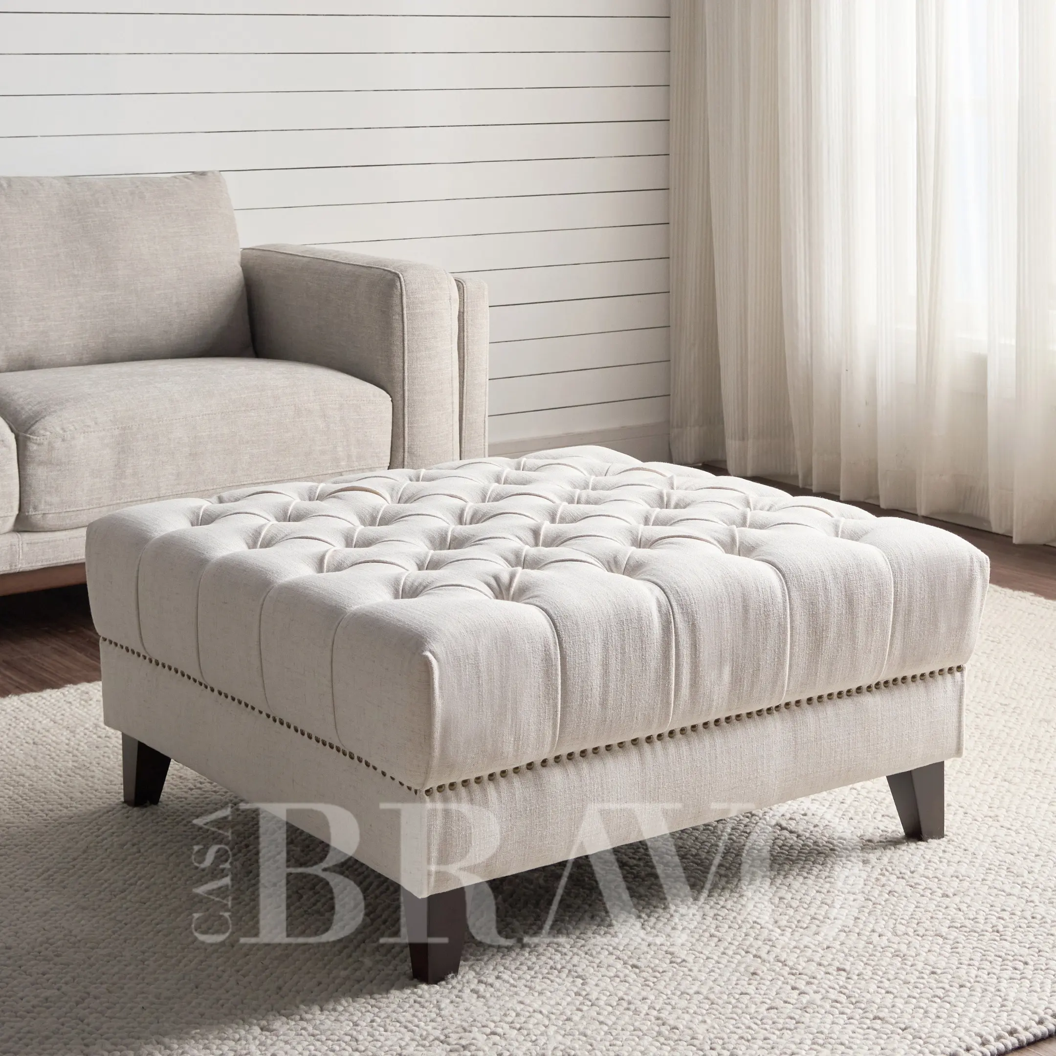 Elegant Tufted Bench  – Modern Comfort Meets Timeless Style